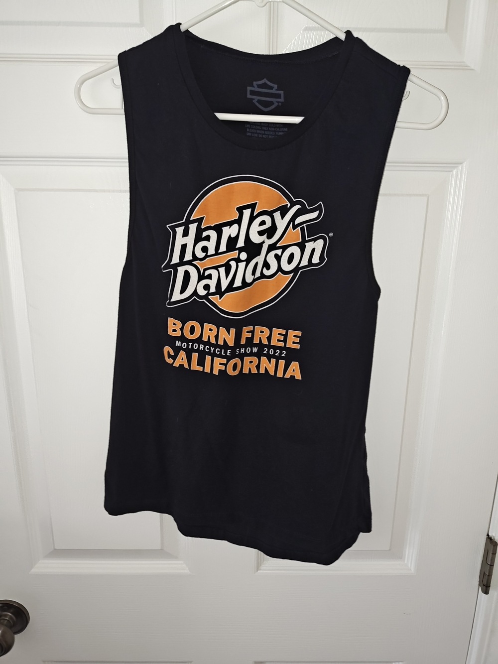 Harley Davidson Born Free California 2022 women’s tank top in size Medium. Excel
